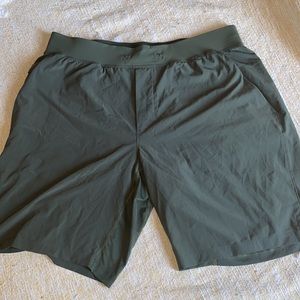 Lululemon Mens T. H. E. Short 7" nulux lined